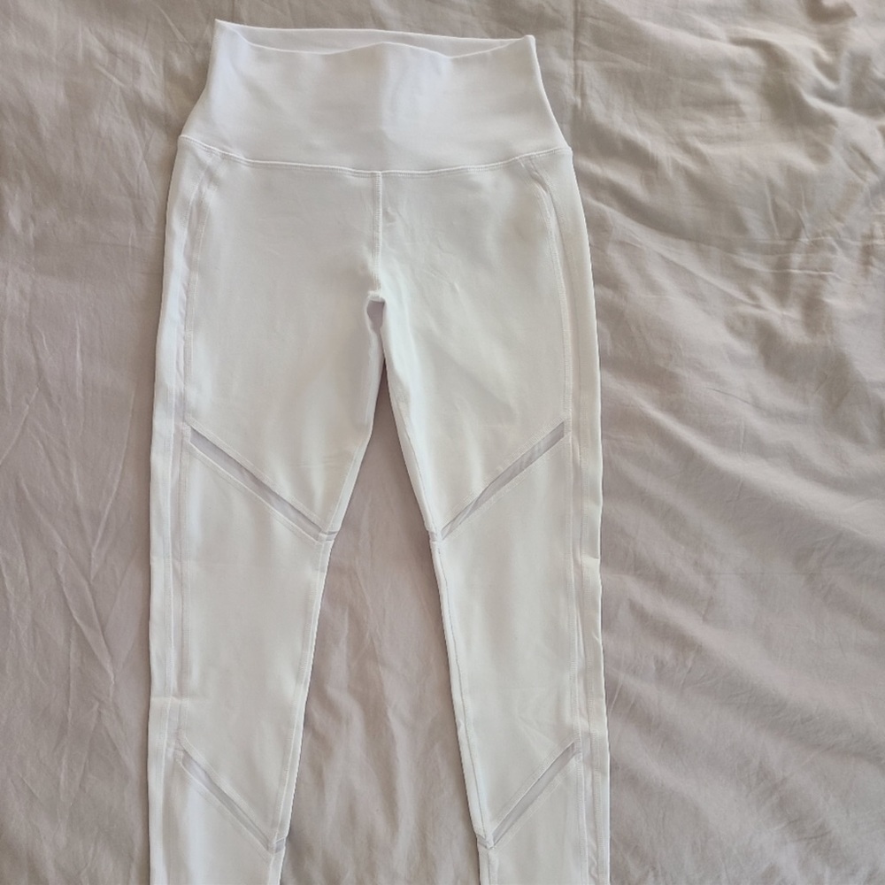 White alo pants great condition no stains
